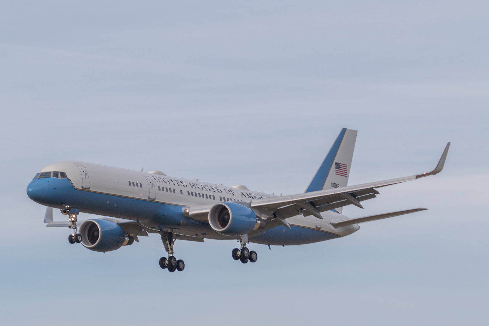 AIR FORCE 9006  Zürich Kloten 25.1.2018 (WEF) D.TRUMP