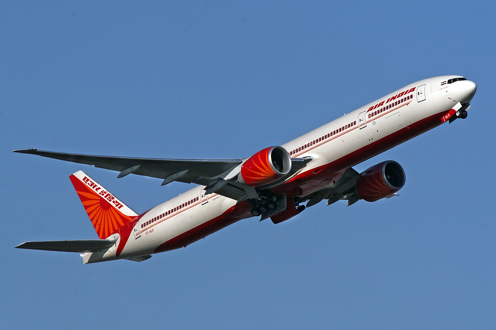 Air India Boeing 777-337(ER) (VT-ALO)