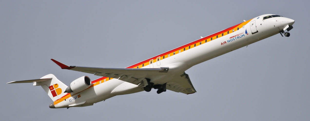 Air Nostrum Canadair Regional Jet CRJ1000