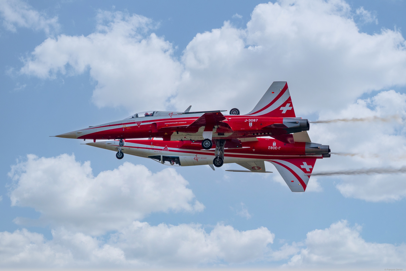 Air-Show Sion 2017 / Patrouille Suisse / näher geht nimmer