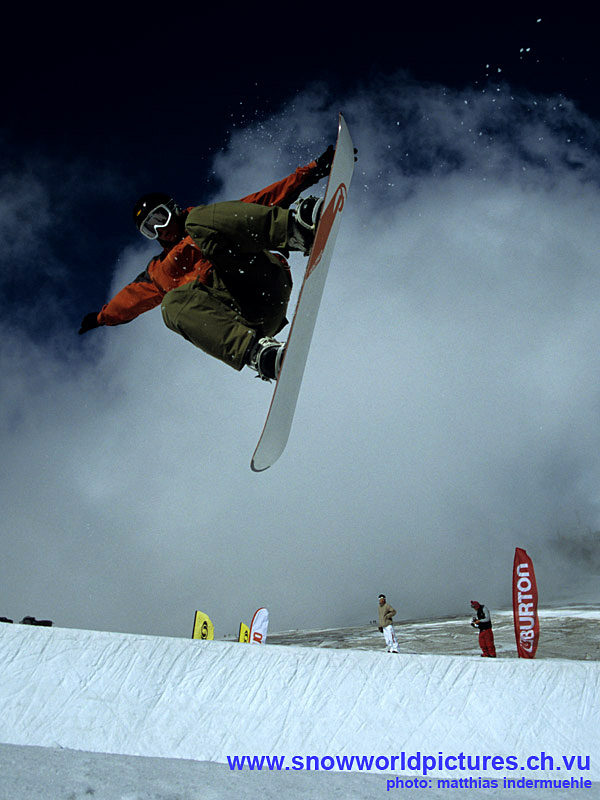 air to fakie nosegrab