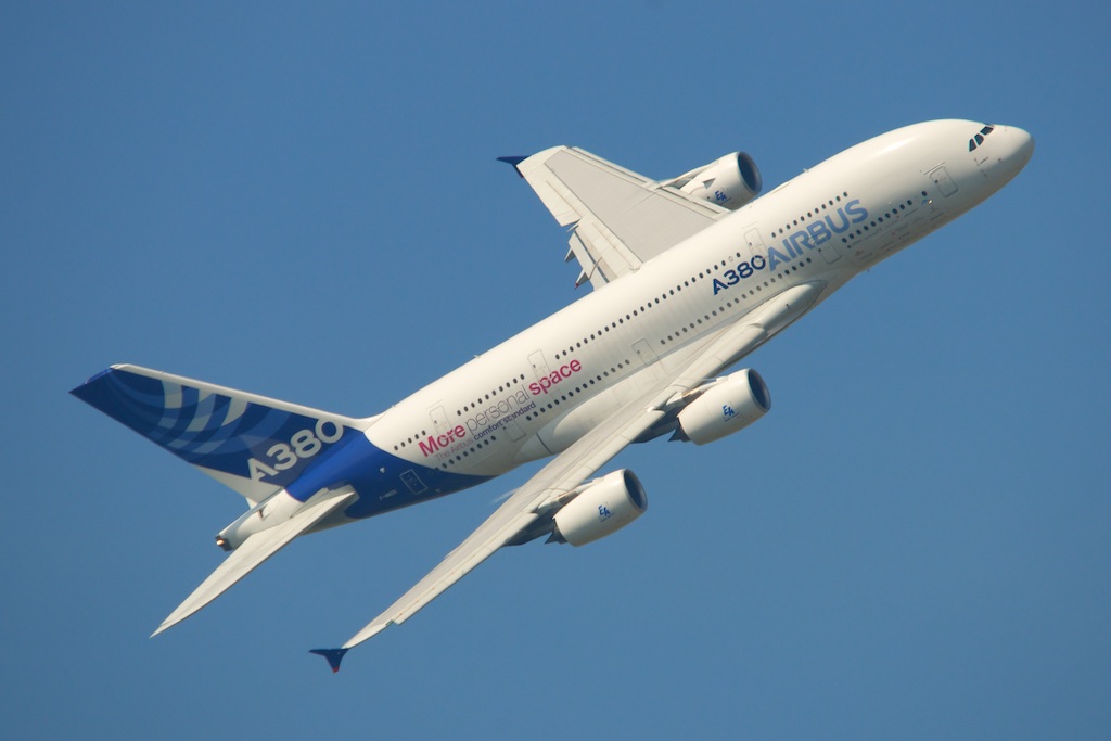 AIR14 - Airbus A380 (2)