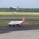 AirBerlin A320 (D-ABZI) und Lufthansa A320 (D-AIQW)