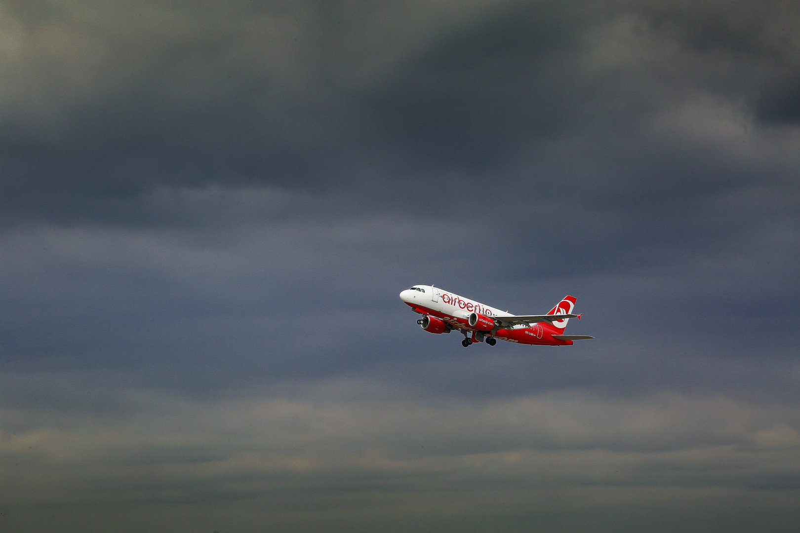 AirBerlin take off at DUS