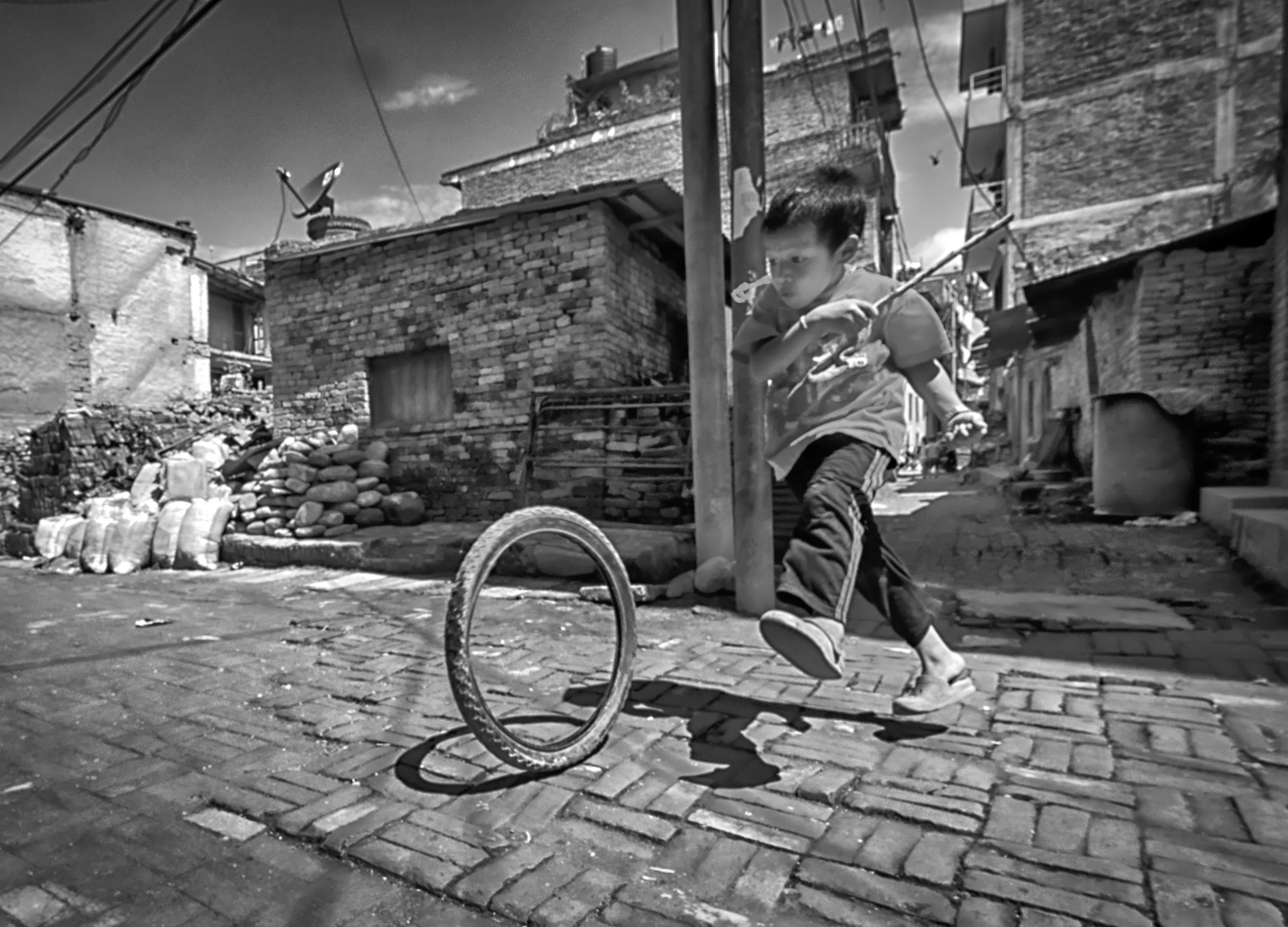 airbornwheel-bw_8140289_openWith_DxO