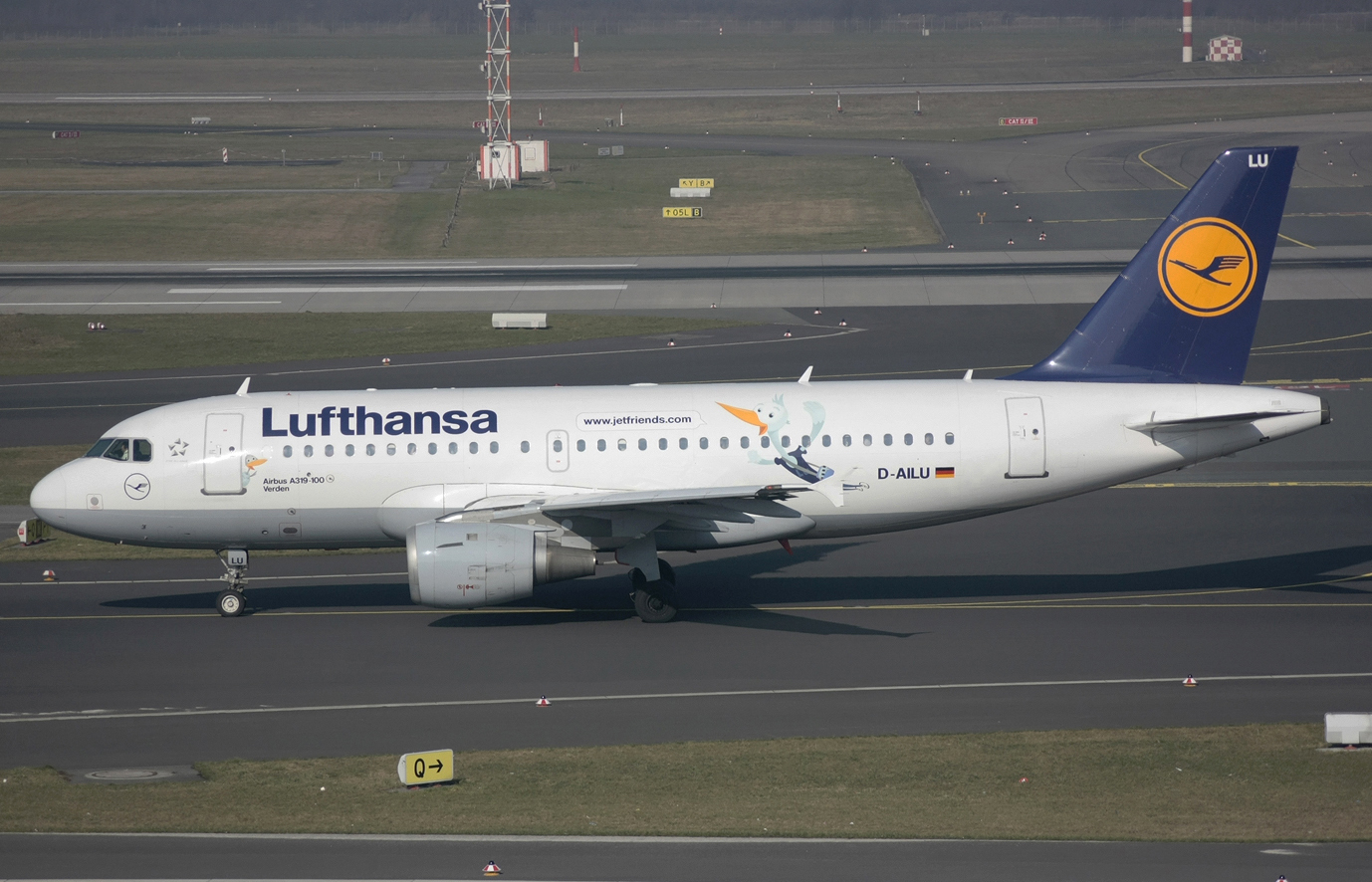 Airbus 319-100 Lufthansa "Jetfriends"