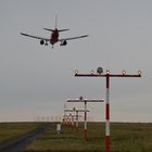 AIRBUS, A-320-200 Air Berlin im Landeanflug auf Düsseldorf