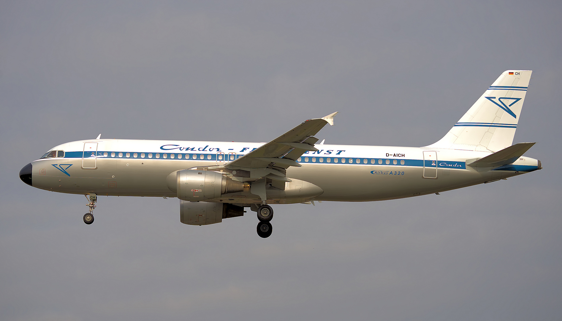 Airbus A 320 in Retro