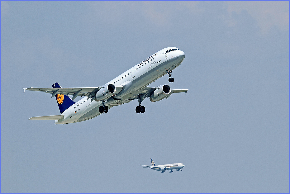 Airbus A 321-200 Rosenheim