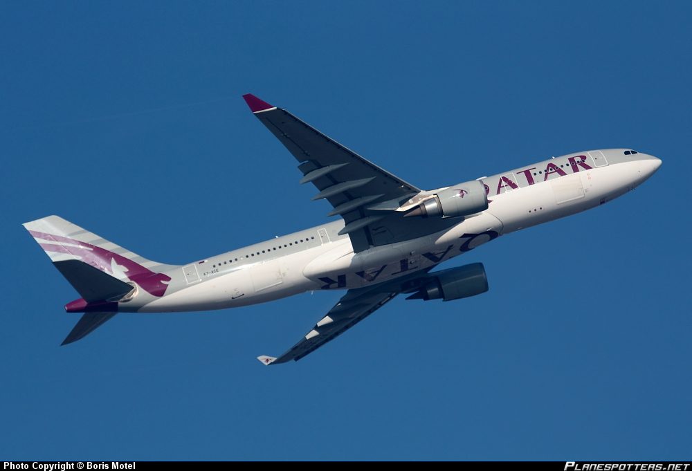 Airbus A-330-203 Qatar Airways