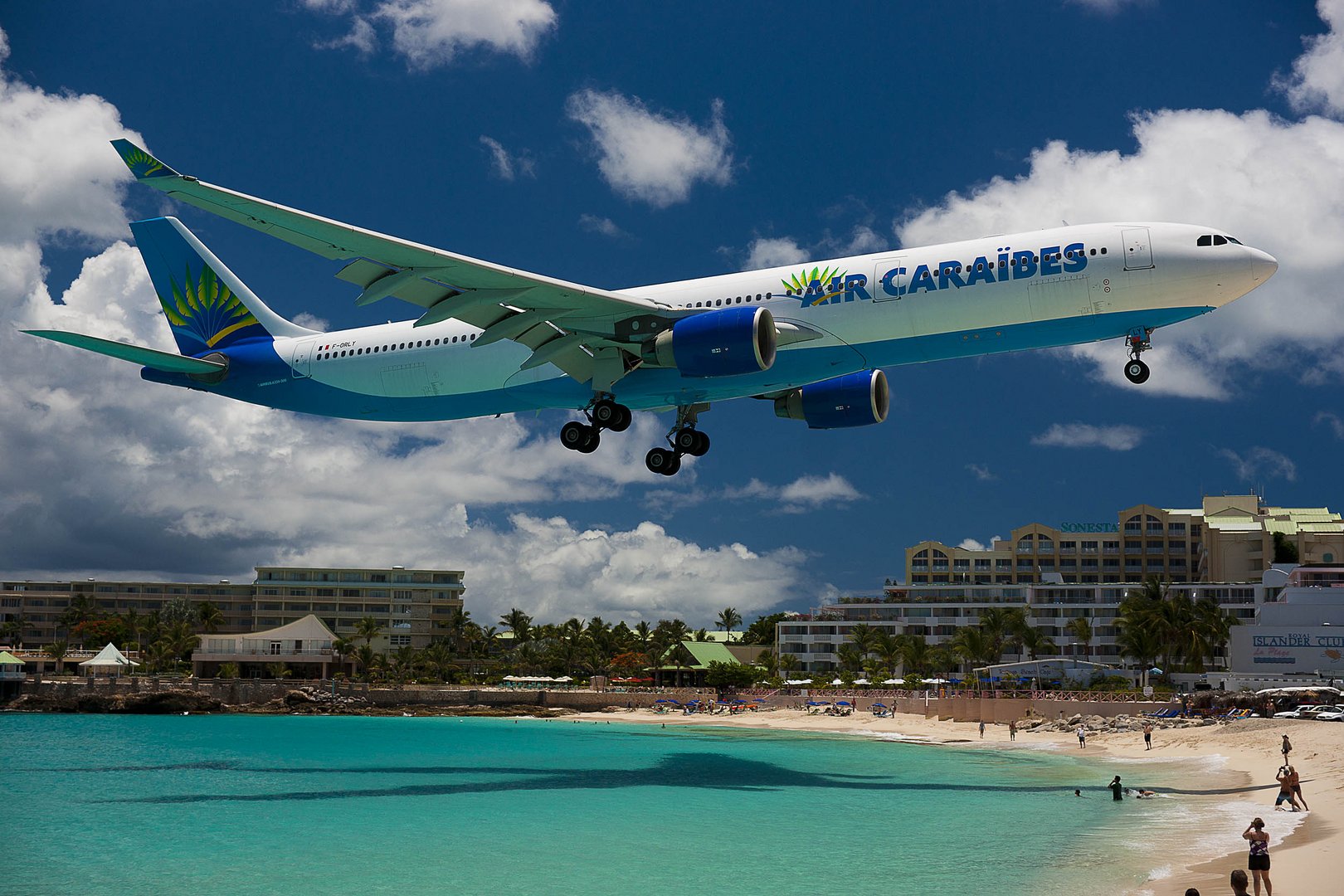 Airbus A 330-323X Air Caraibes