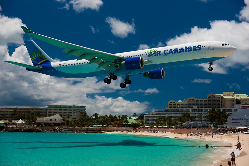 Airbus A 330-323X Air Caraibes