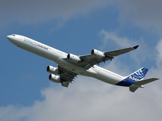 Airbus A 340-600