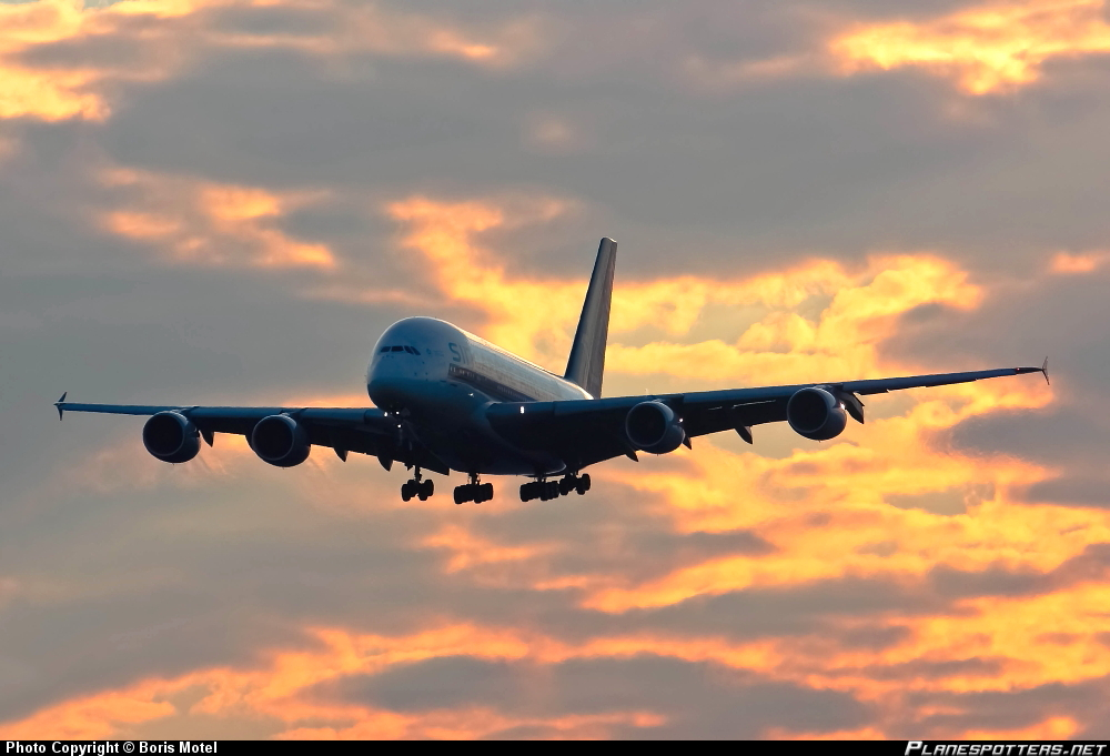 Airbus A-380-841 Singapore Airlines *SUN*