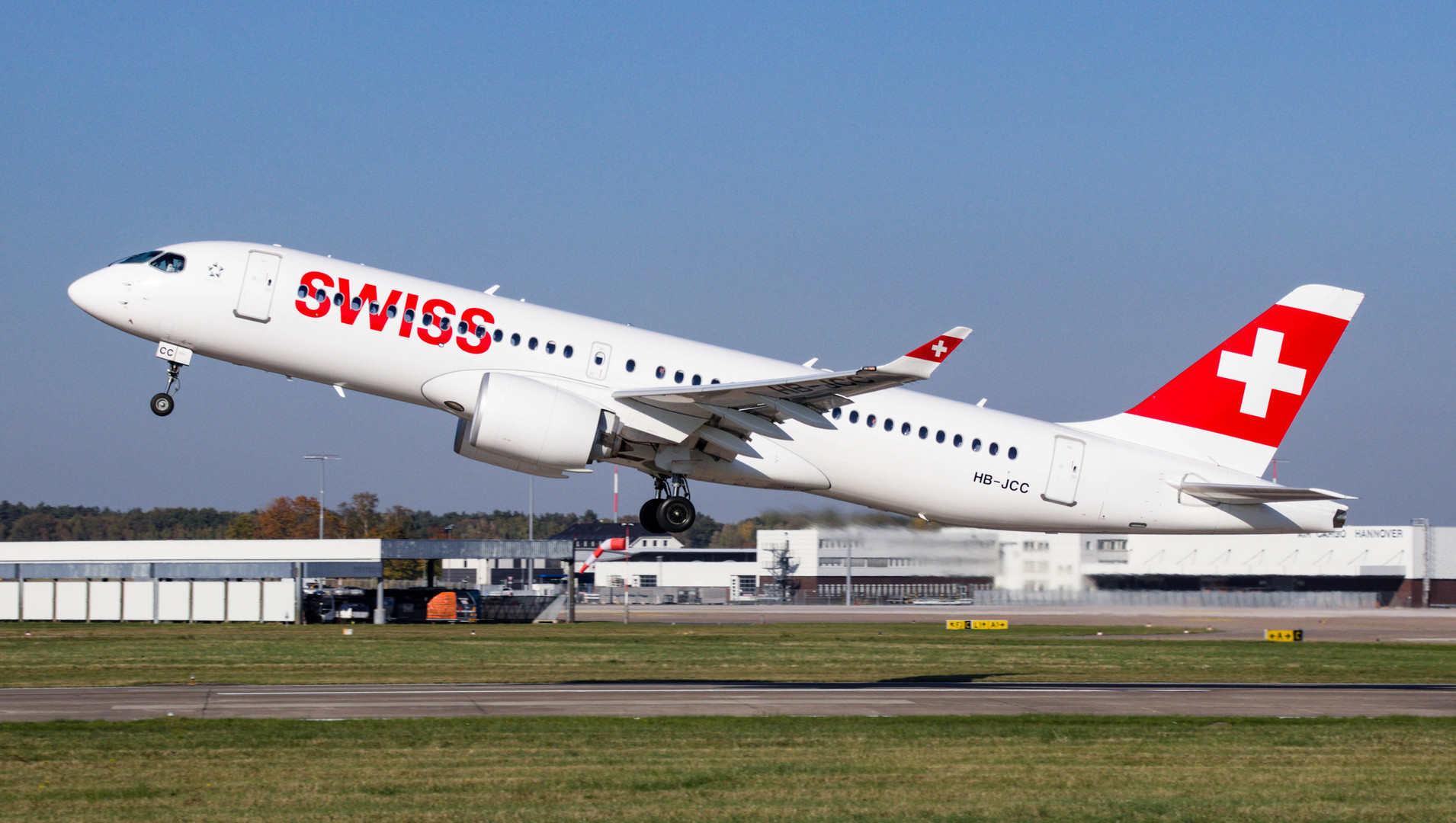 Airbus A220-300 "Swiss" [HB-JCC] LX817