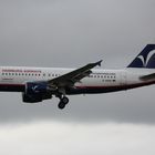 Airbus A319 Reg:D-AHHA von Hamburg-Airways im Endanflug auf HAM