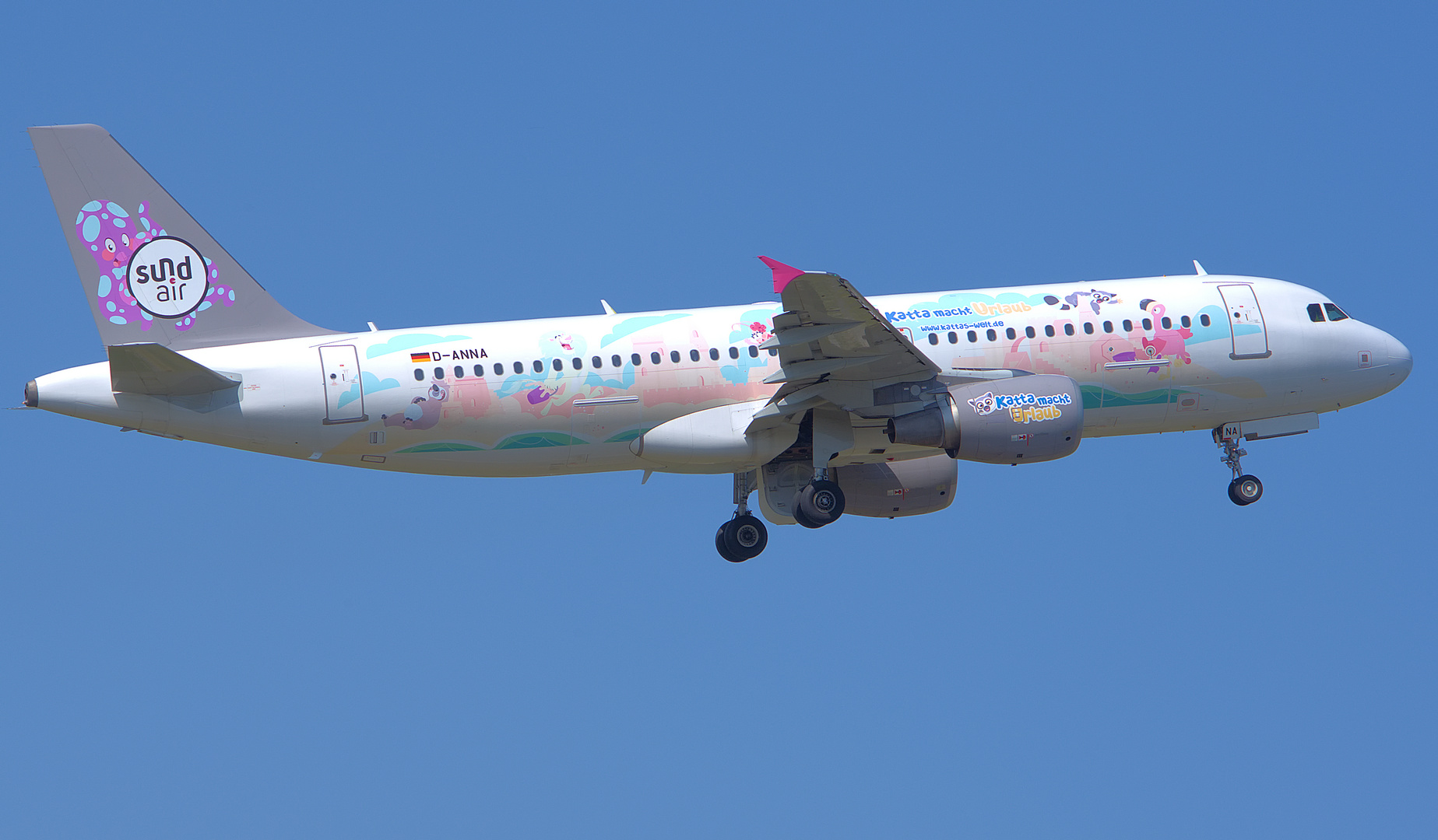 Airbus A320-214 - Sundair 