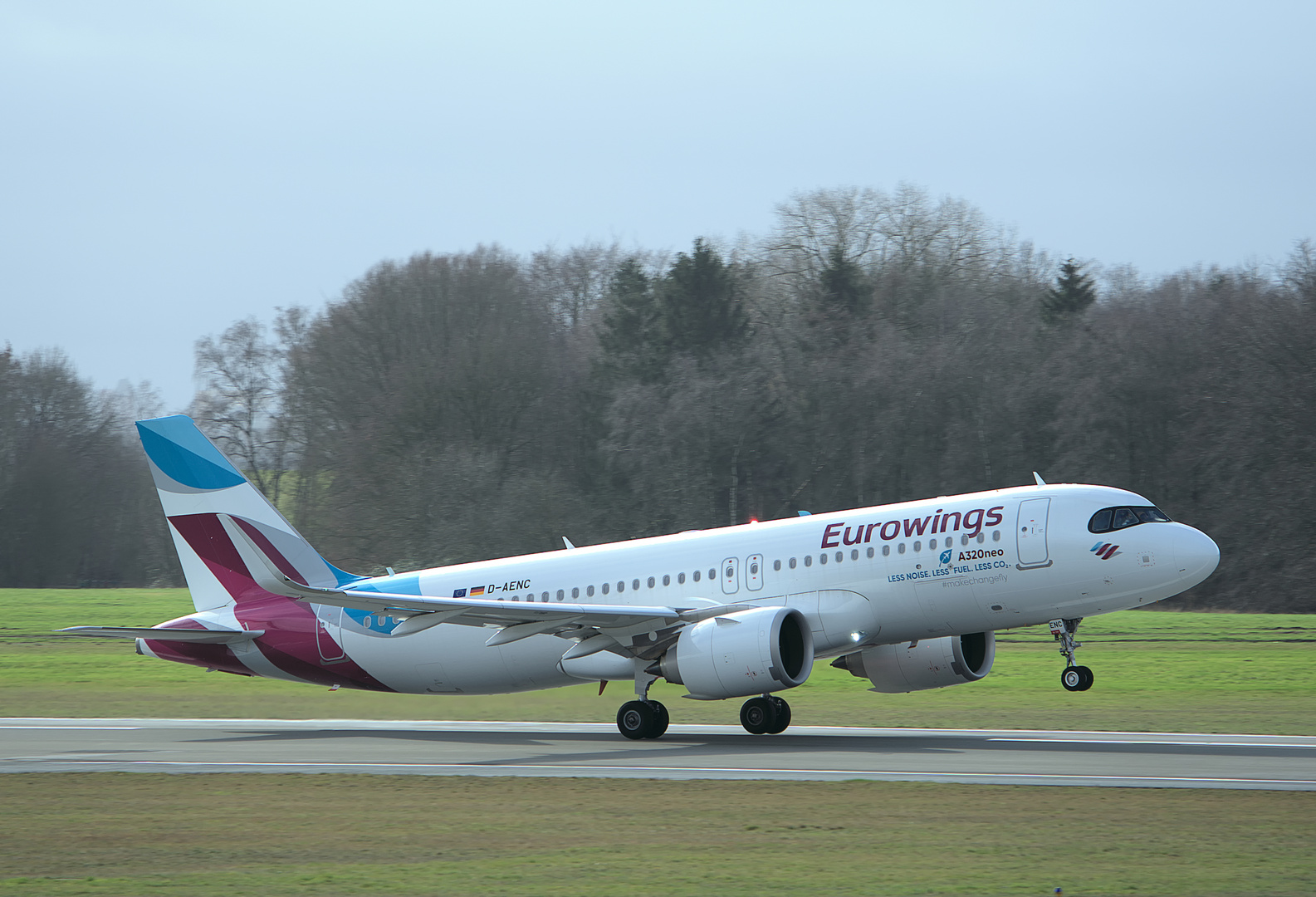  Airbus A320-251N 