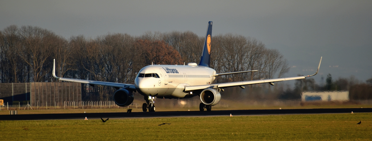 Airbus A320 vor dem Takeoff