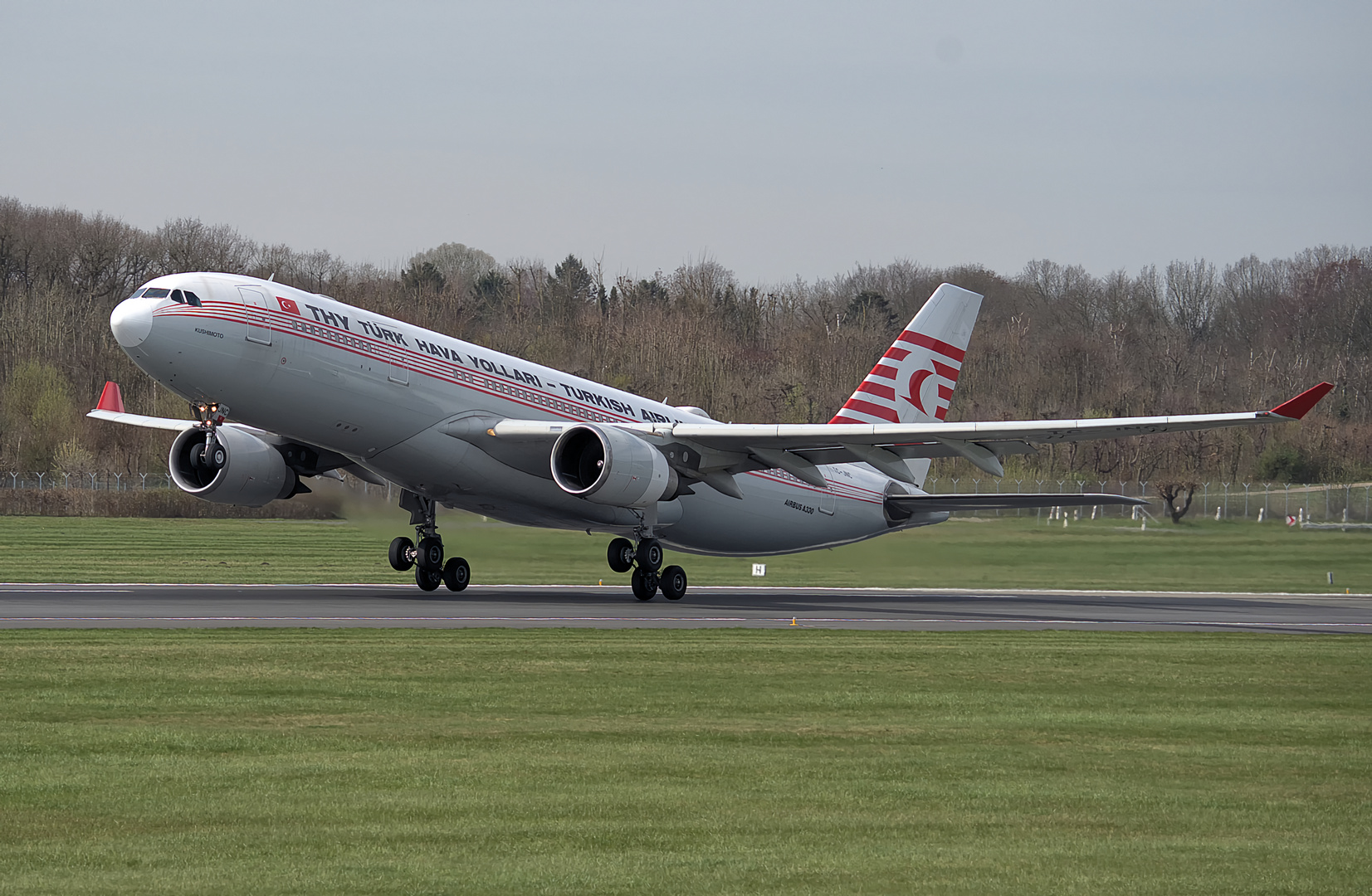 Airbus A330-203 Turkish Airlines (Retro Livery) 