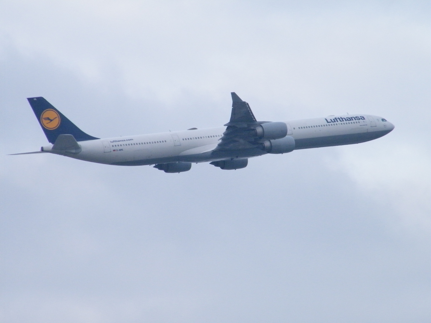 Airbus A340-600