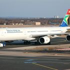 Airbus A340-600 der South African in Frankfurt