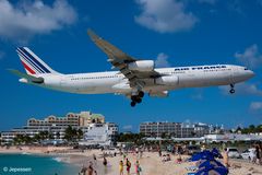 Airbus A340 Landung St.Maarten