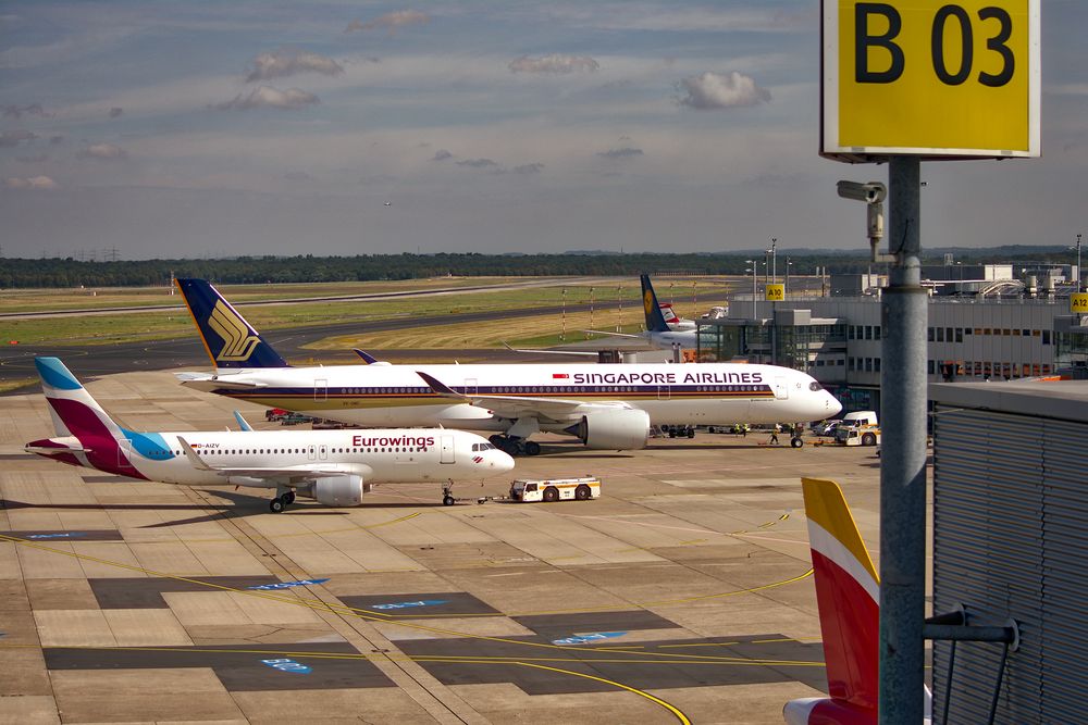 Airbus A350-900