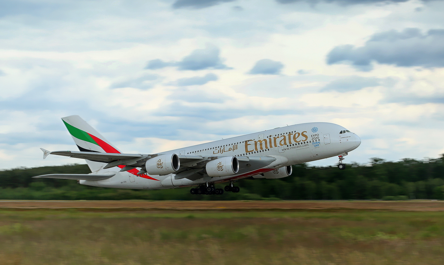 AIRBUS A380