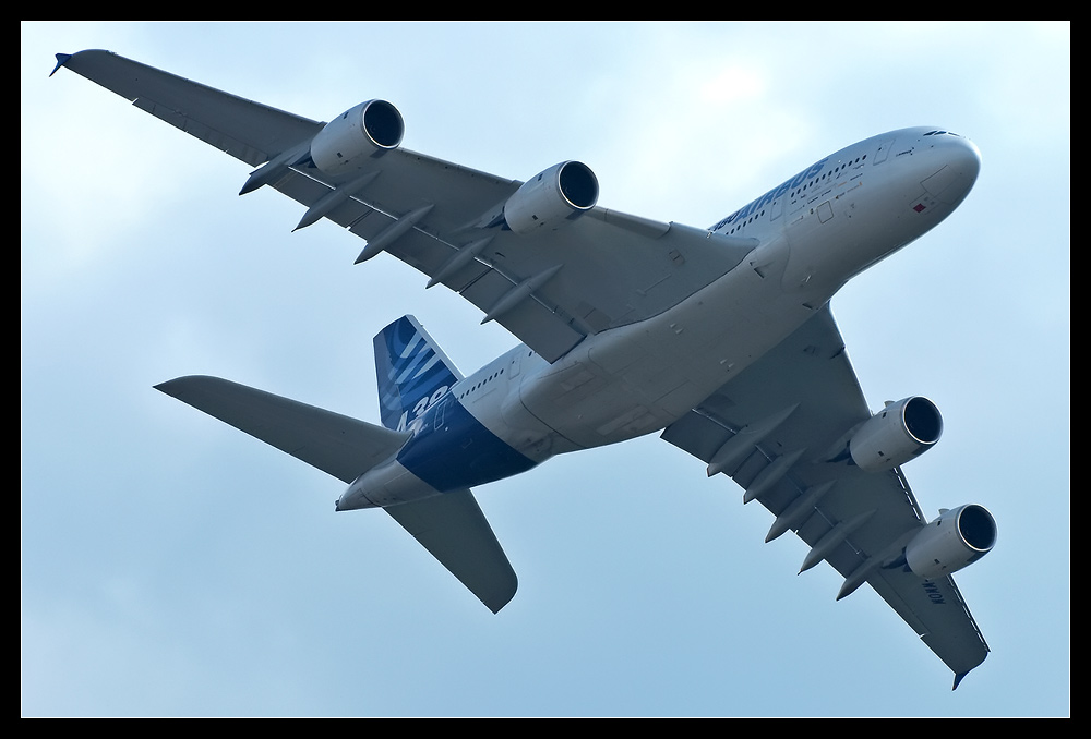 Airbus A380 /3.