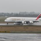 AIRBUS  A380 - 800 (1)