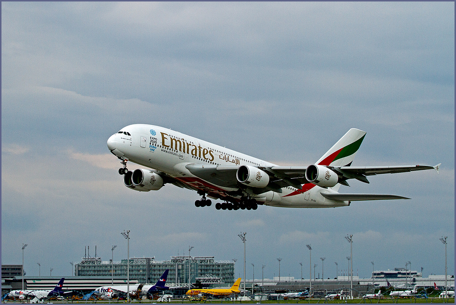 Airbus A380-861