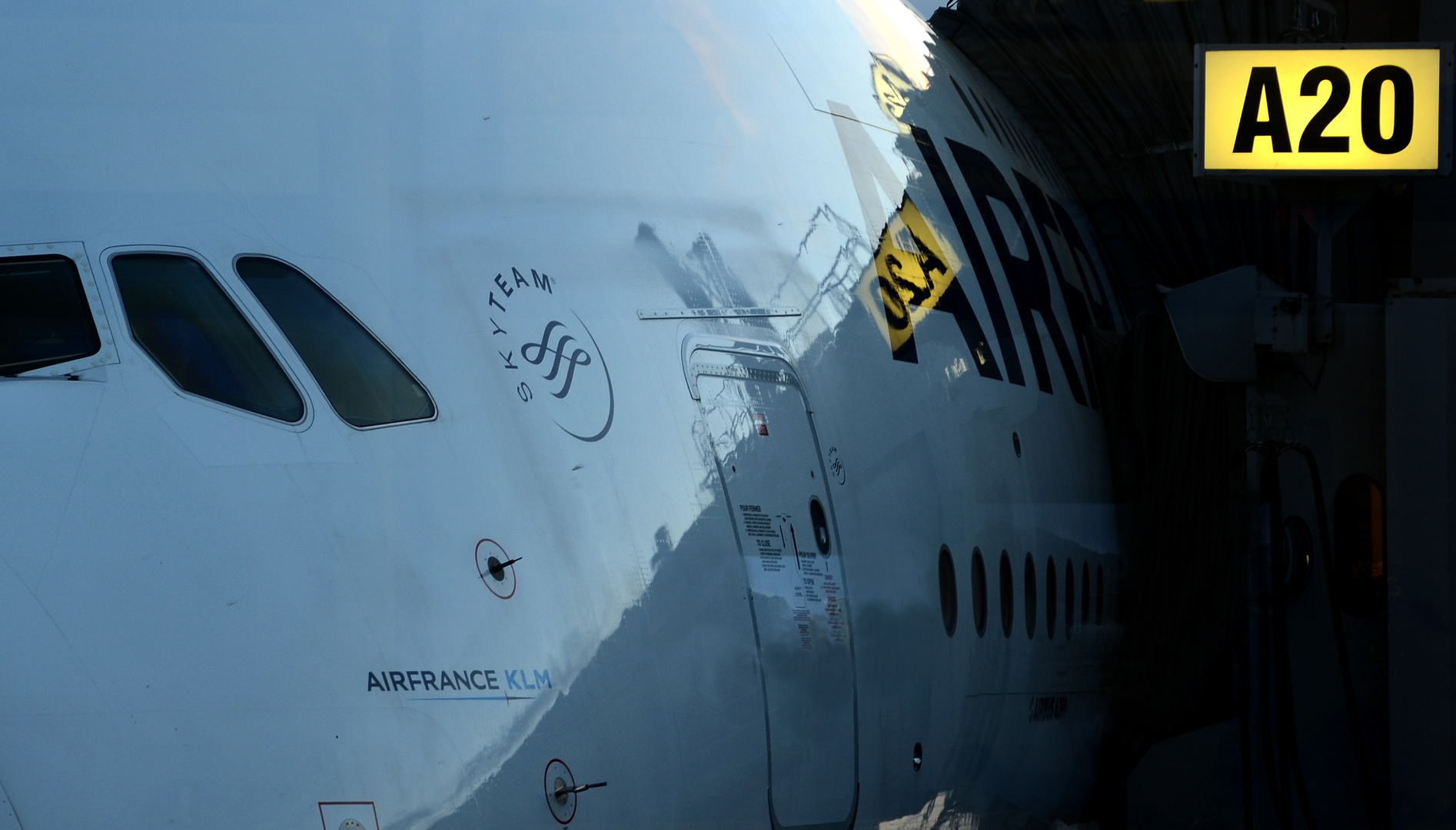 Airbus A380 at IAD