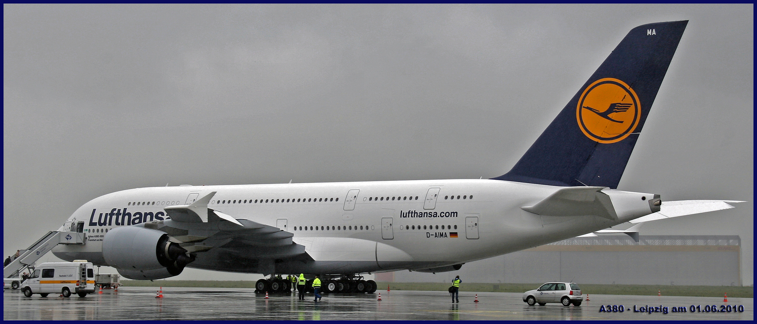 Airbus A380 auf dem Flughafen Halle/Leipzig - 01.06.2010