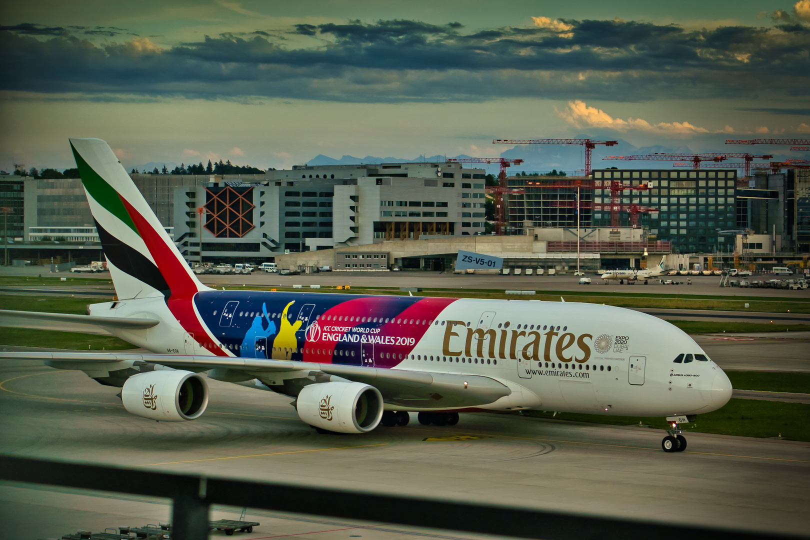 Airbus A380 - Emirates Airlines
