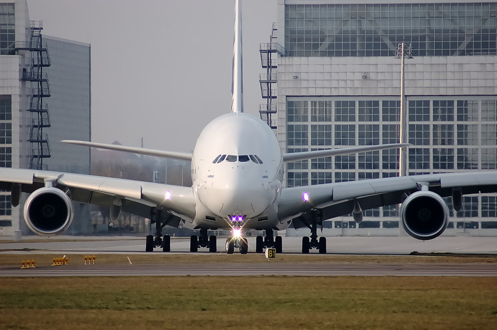 AIRBUS A380 IN MÜNCHEN