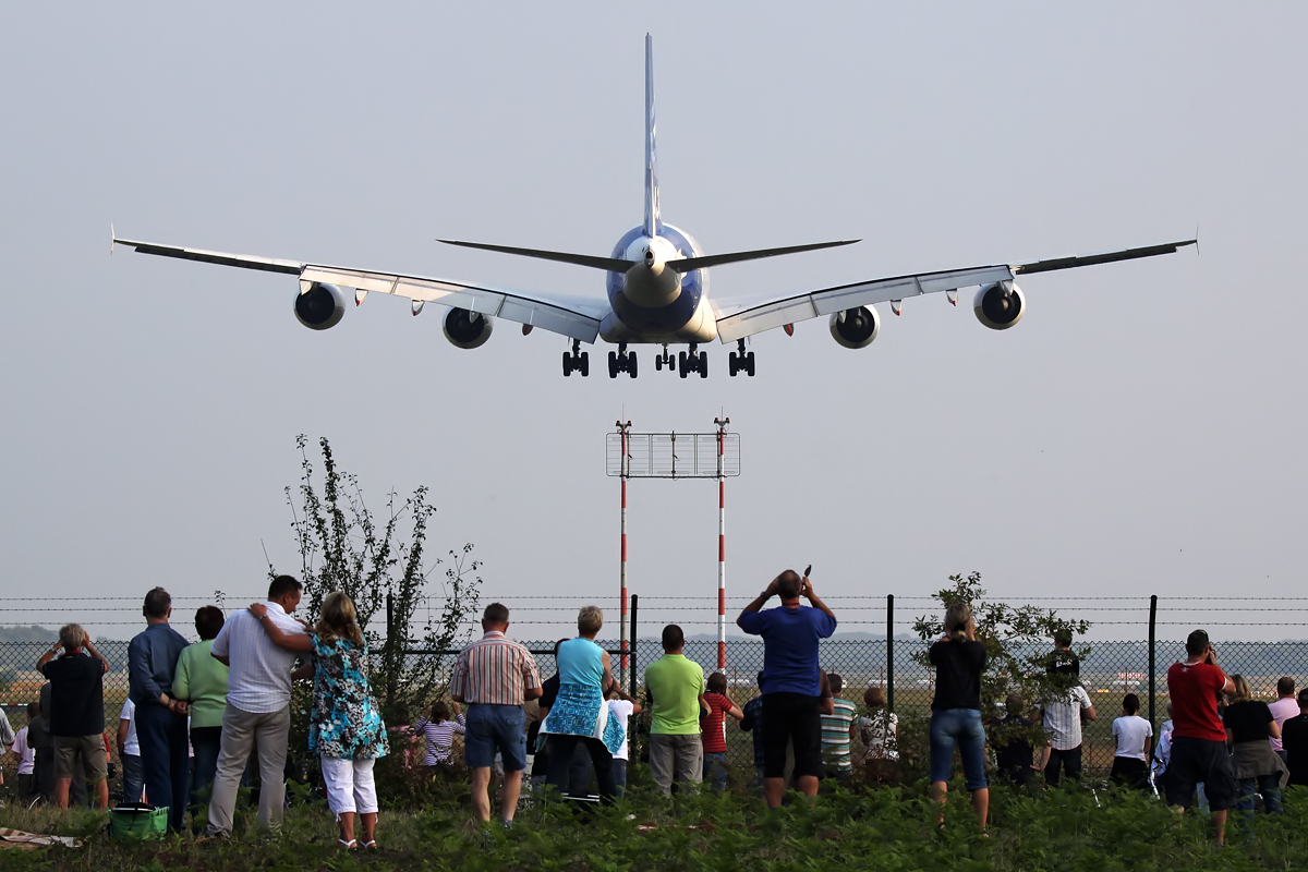 Airbus A388 in CGN