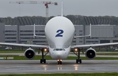 Airbus-Beluge in Finkenwerder