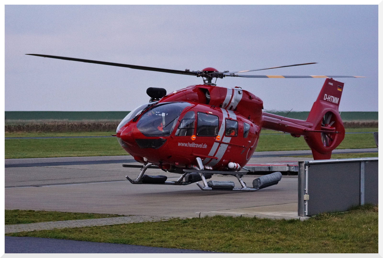 Airbus H145 Hubschrauber in Norddeich Teil 1