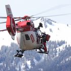 Airbus Helicopters H145 - Flugretter - RK2 Reutte in Tiroi - 30 3 2018