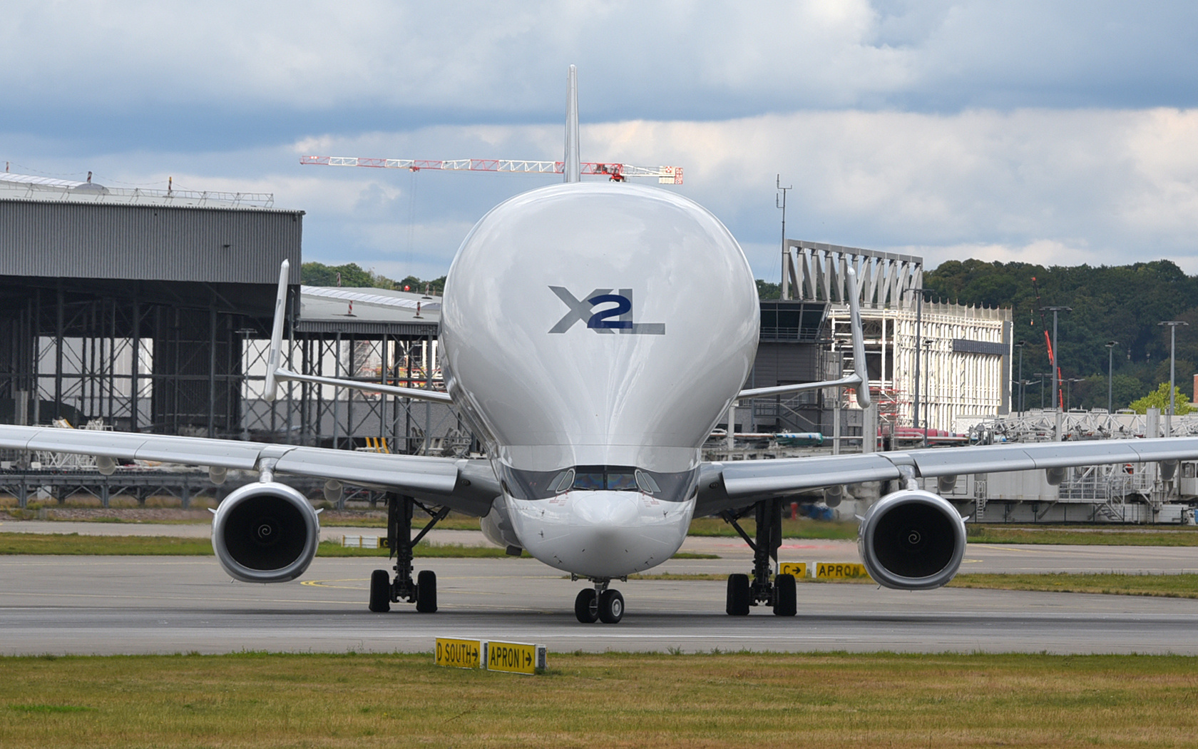 Airbus Transport International Airbus A330-743L F-GXLH 