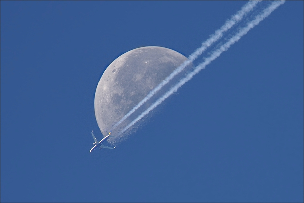 Airbus trifft Mond