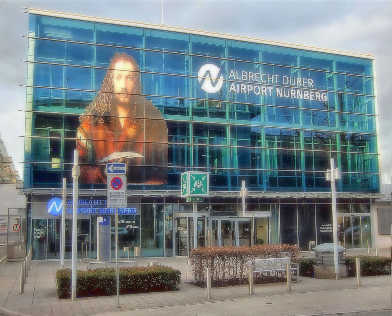 Airport Albrecht Dürer