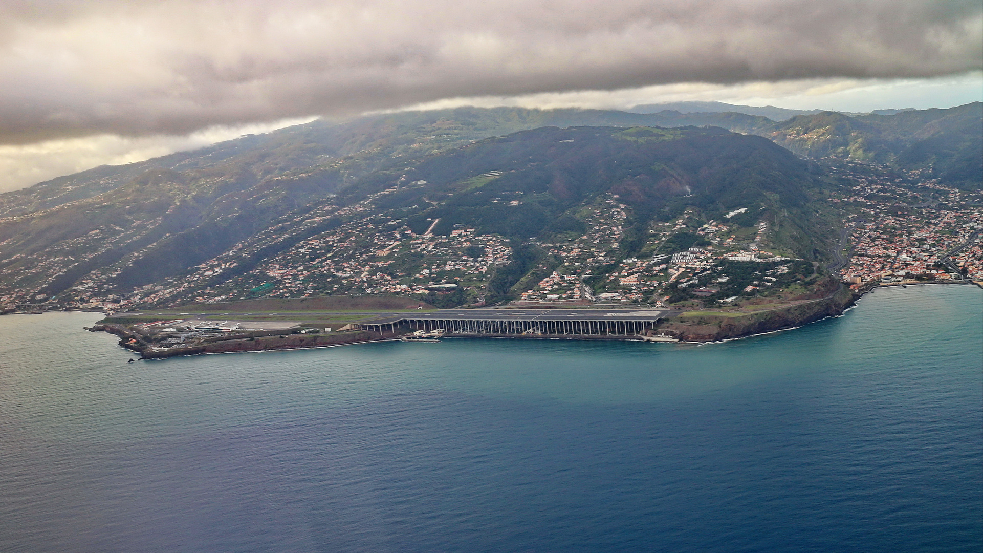 Airport Christiano Ronaldo Funchal Madeira ©