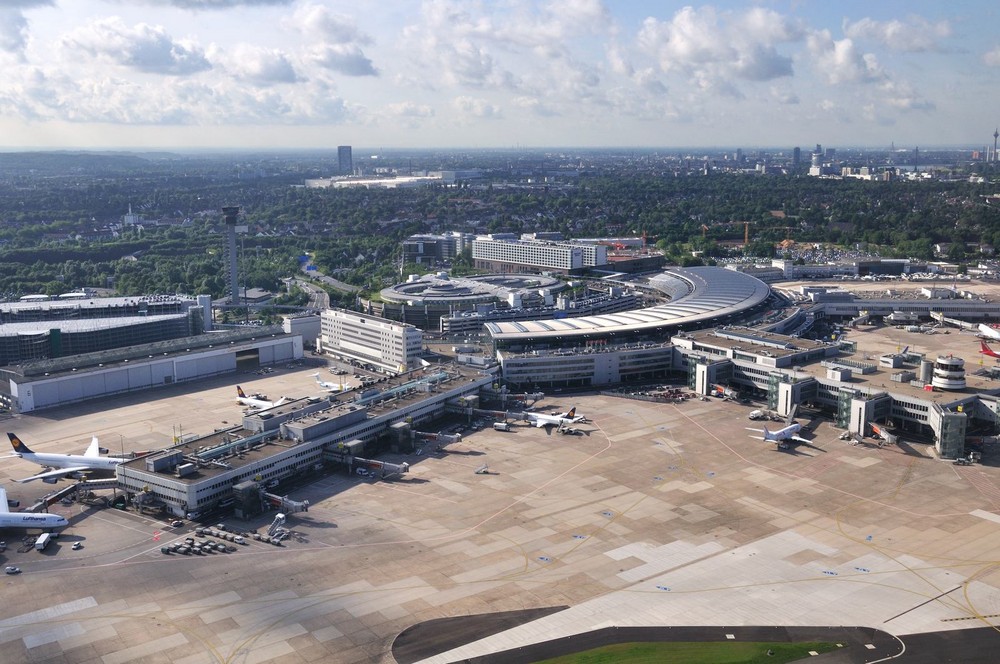 Airport Düsseldorf Flughafen