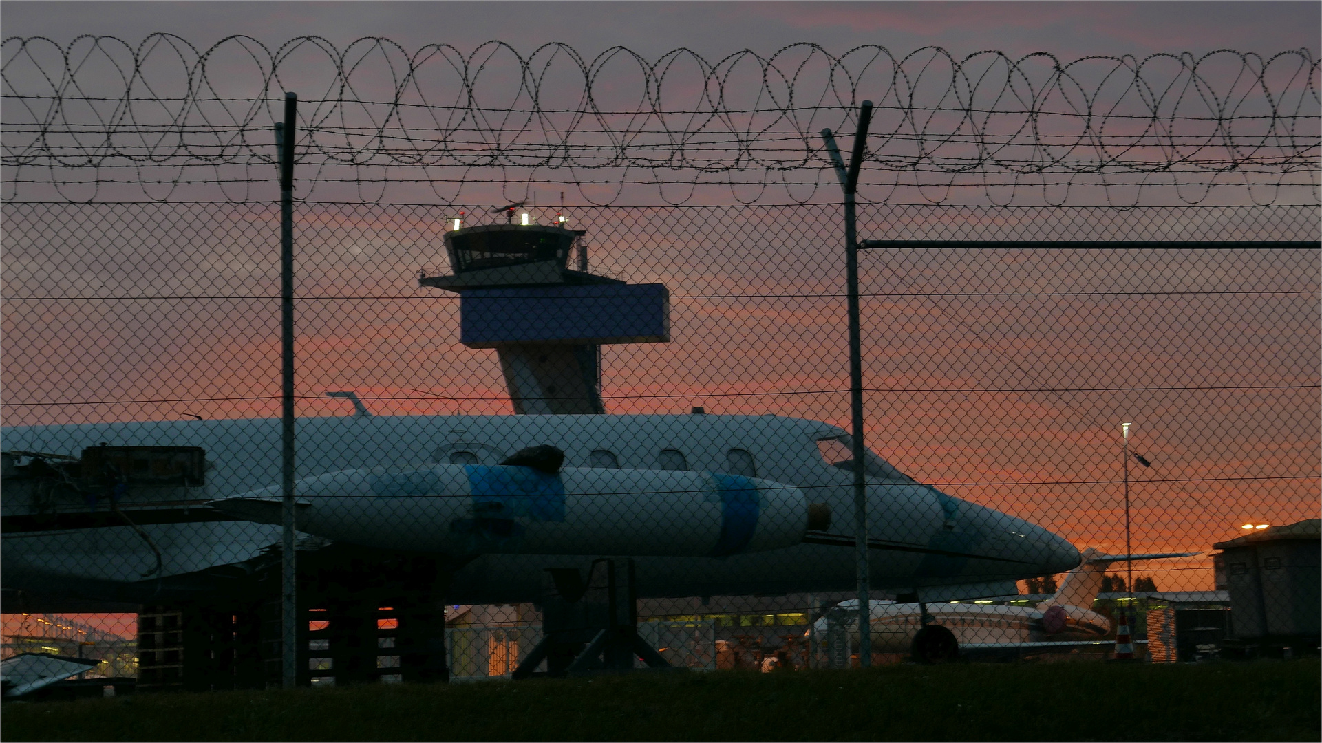 Airport - nuremberg - sunrise