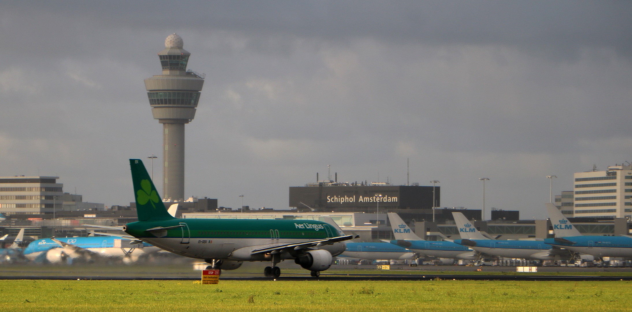 AIRPORT SCHIPHOL