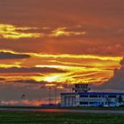 "Airport-Sundowner"