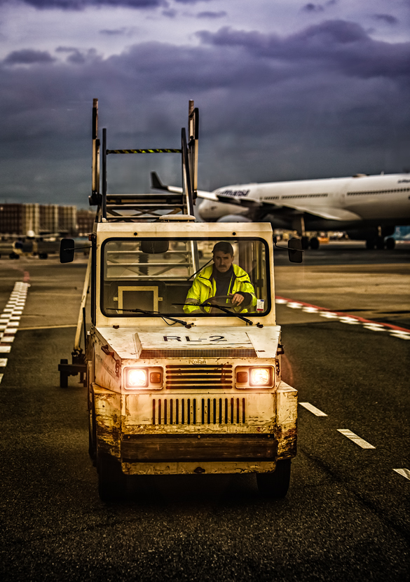 ~Airport-Trucker~