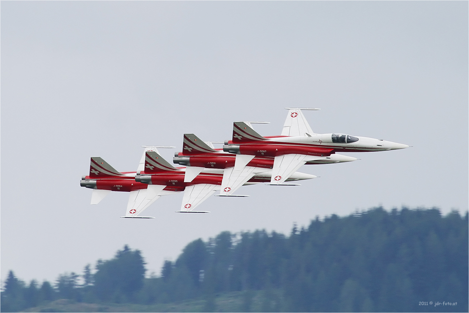 Airpower 2011 - Schattenflug Auflösung